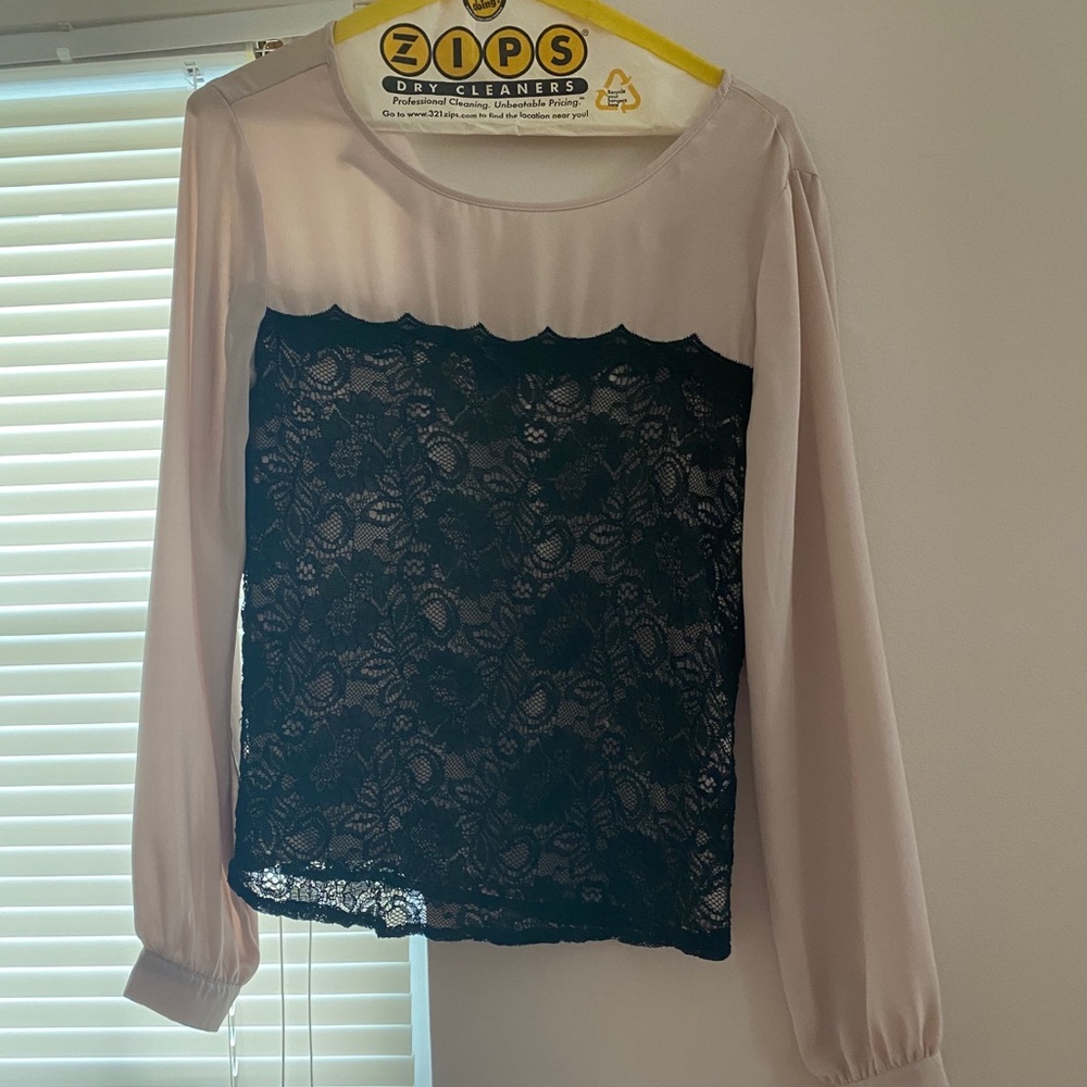 Long sleeve blouse with black lace